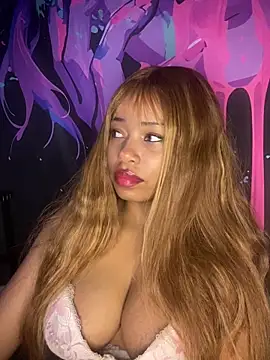 Snapshot of lovekaylaa chatting on September 10, 2025, 4:11 am lovekaylaa online show from September 10, 2025, 4:11 am