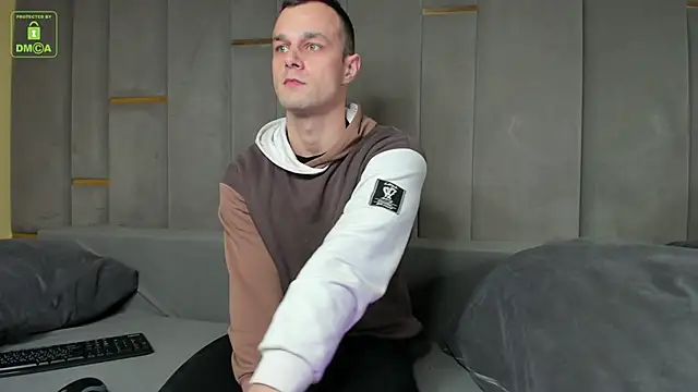 Snapshot of BrandonNorris chatting on November 1, 2025, 4:19 am BrandonNorris online show from November 1, 2025, 4:19 am