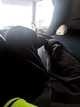 Snapshot of smartzy chatting on December 15, 2025, 11:49 am smartzy online show from December 15, 2025, 11:49 am