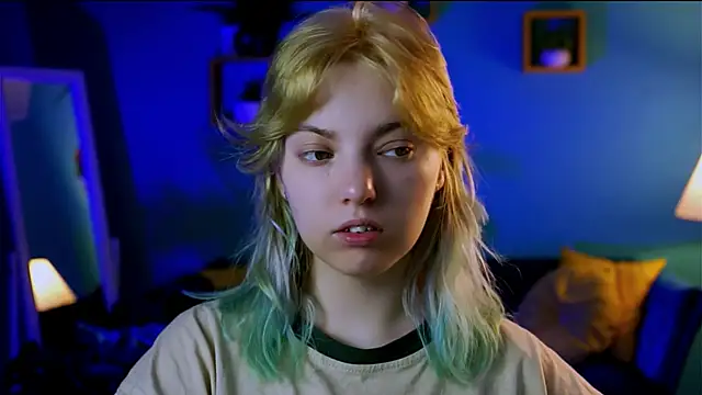 Snapshot of RocKStone_ chatting on November 10, 2025, 12:21 pm RocKStone online show from November 10, 2025, 12:21 pm