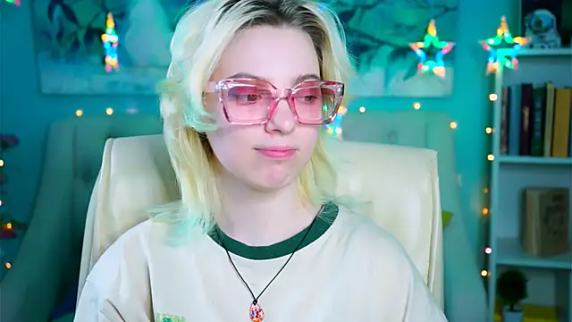 Snapshot of RocKStone_ chatting on March 8, 2025, 7:16 am RocKStone online show from March 8, 2025, 7:16 am