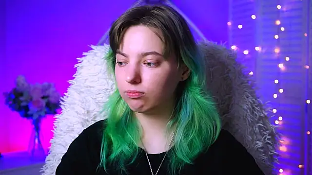 Snapshot of RocKStone_ chatting on October 11, 2025, 4:35 am RocKStone online show from October 11, 2025, 4:35 am