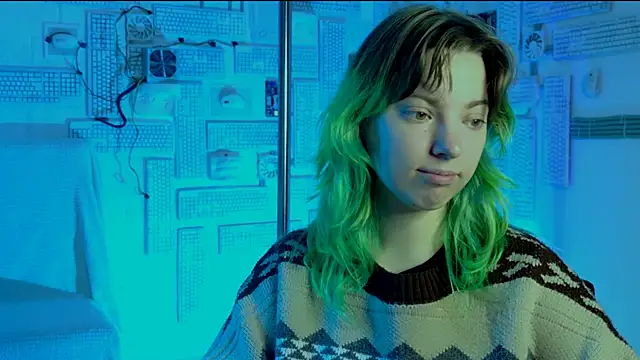 Snapshot of RocKStone_ chatting on October 6, 2025, 4:35 am RocKStone online show from October 6, 2025, 4:35 am