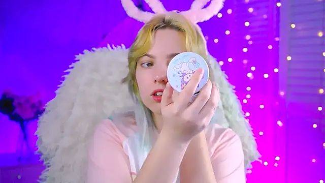 Snapshot of RocKStone_ chatting on December 4, 2025, 8:24 am RocKStone online show from December 4, 2025, 8:24 am