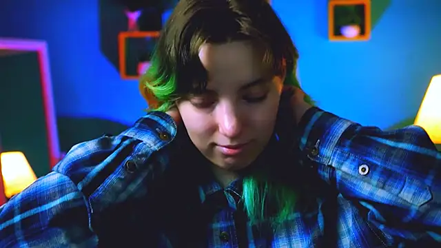 Snapshot of RocKStone_ chatting on October 9, 2025, 8:15 am RocKStone online show from October 9, 2025, 8:15 am