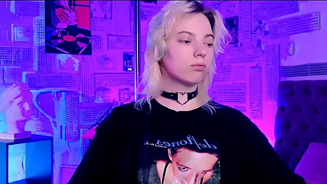 Snapshot of RocKStone_ chatting on March 9, 2025, 4:16 am RocKStone online show from March 9, 2025, 4:16 am