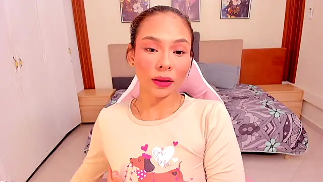 Snapshot of amira_cute2 chatting on September 21, 2025, 8:30 am amira cute2 online show from September 21, 2025, 8:30 am