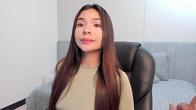 Snapshot of amira_cute2 chatting on March 19, 2025, 9:38 am amira cute2 online show from March 19, 2025, 9:38 am