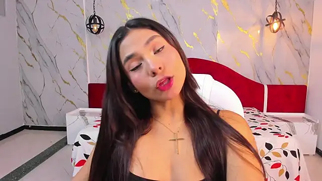 Snapshot of amira_cute2 chatting on June 2, 2026, 7:52 am amira cute2 online show from June 2, 2026, 7:52 am