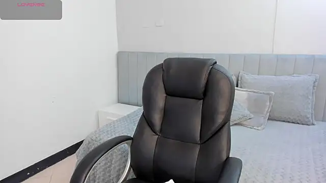 Snapshot of amira_cute2 chatting on March 20, 2025, 1:04 pm amira cute2 online show from March 20, 2025, 1:04 pm