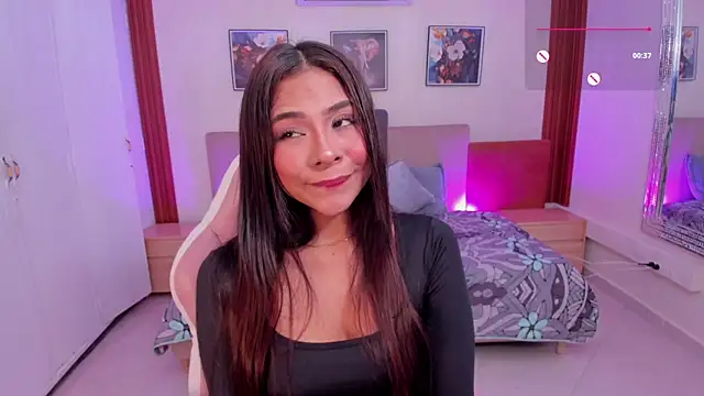 Snapshot of amira_cute2 chatting on September 20, 2025, 10:53 am amira cute2 online show from September 20, 2025, 10:53 am