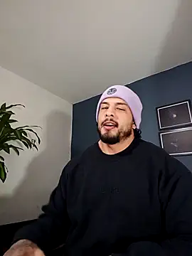 Snapshot of SilvaBranko chatting on November 9, 2025, 11:09 pm SilvaBranko online show from November 9, 2025, 11:09 pm