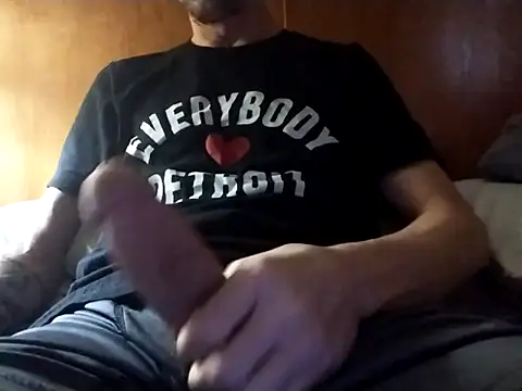 Snapshot of elmerfuddin87 chatting on March 31, 2026, 4:20 pm elmerfuddin87 online show from March 31, 2026, 4:20 pm