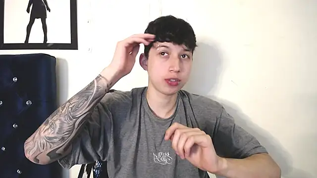 Snapshot of _Thomas_hot_ chatting on November 4, 2025, 3:43 am Thomas hot online show from November 4, 2025, 3:43 am