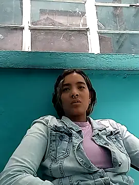 megan collins96 online show from February 11, 2025, 7:05 pm