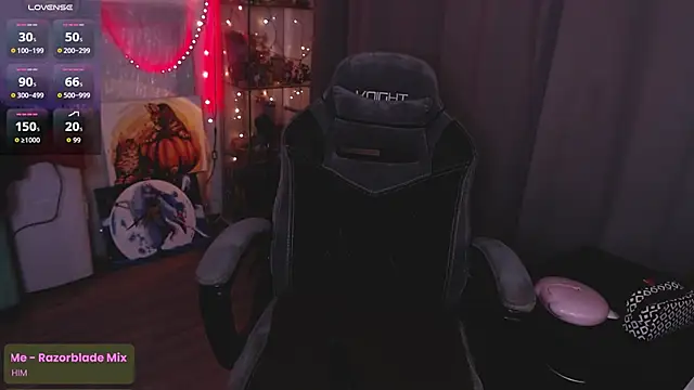 Snapshot of lissamuff chatting on November 13, 2025, 4:00 pm lissamuff online show from November 13, 2025, 4:00 pm