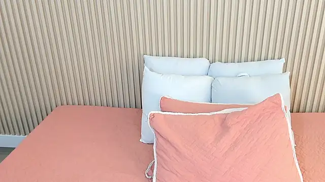 Snapshot of charlottebrowns_ chatting on March 19, 2026, 12:16 pm charlottebrowns online show from March 19, 2026, 12:16 pm