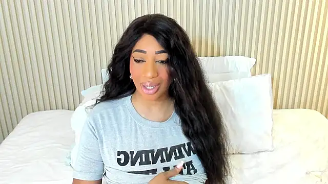 Snapshot of charlottebrowns_ chatting on August 7, 2026, 1:28 pm charlottebrowns online show from August 7, 2026, 1:28 pm