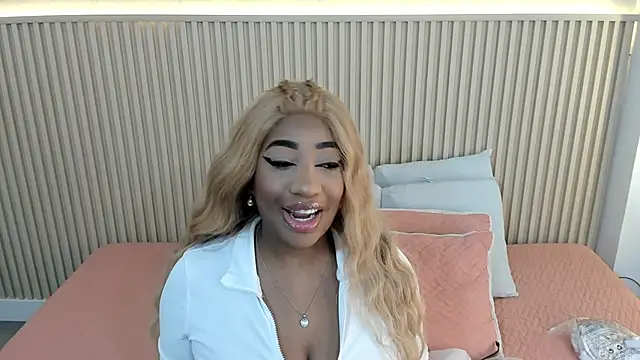 Snapshot of charlottebrowns_ chatting on February 19, 2026, 12:13 pm charlottebrowns online show from February 19, 2026, 12:13 pm