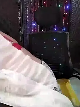 Hotty  Baby online show from January 19, 2025, 6:10 pm