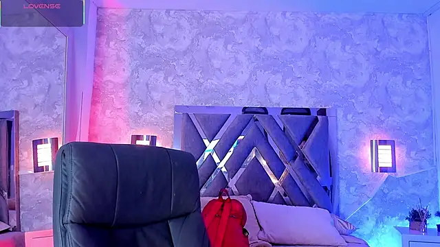 Snapshot of Natt_collins chatting on May 2, 2026, 2:28 am Natt collins online show from May 2, 2026, 2:28 am