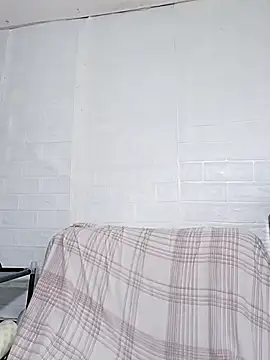 EmmaQueen4 online show from March 17, 2026, 3:59 pm