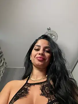 Snapshot of _adelle chatting on July 22, 2026, 12:07 pm adelle online show from July 22, 2026, 12:07 pm