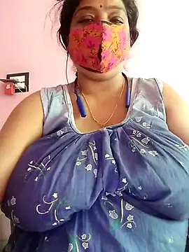 Snapshot of Kayra_34 chatting on November 12, 2025, 3:10 am Kayra 34 online show from November 12, 2025, 3:10 am