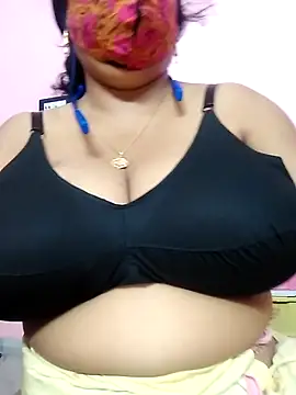 Snapshot of Kayra_34 chatting on October 14, 2025, 9:43 am Kayra 34 online show from October 14, 2025, 9:43 am