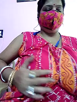 Snapshot of Kayra_34 chatting on October 7, 2025, 3:18 am Kayra 34 online show from October 7, 2025, 3:18 am