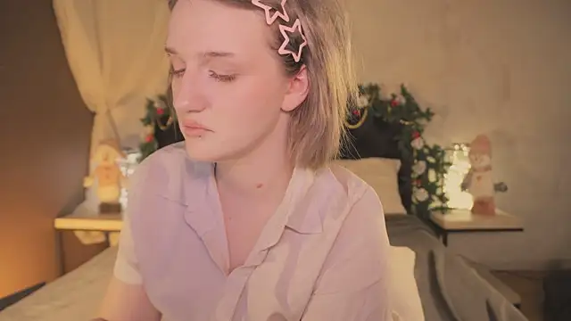 ELLIEJAY online show from December 20, 2025, 5:32 am