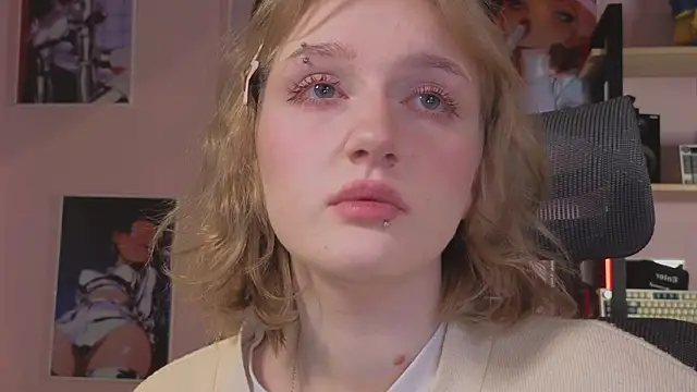 ELLIEJAY online show from February 20, 2026, 5:15 am