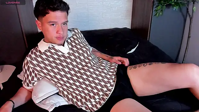 MrUniverse  online show from January 7, 2025, 5:43 am