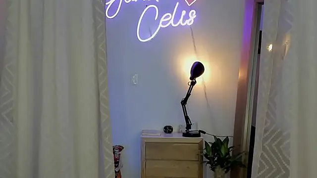 yandracelisofficial online show from February 12, 2025, 6:40 am