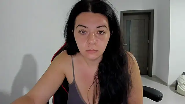 Snapshot of amiraisa11 chatting on July 21, 2026, 2:47 am amiraisa11 online show from July 21, 2026, 2:47 am