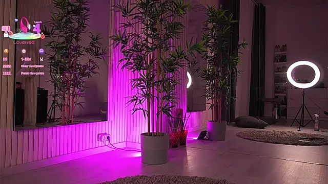 VanessaSimon online show from March 2, 2025, 9:32 am