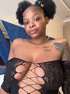 SexxyLunar online show from November 14, 2025, 7:45 am