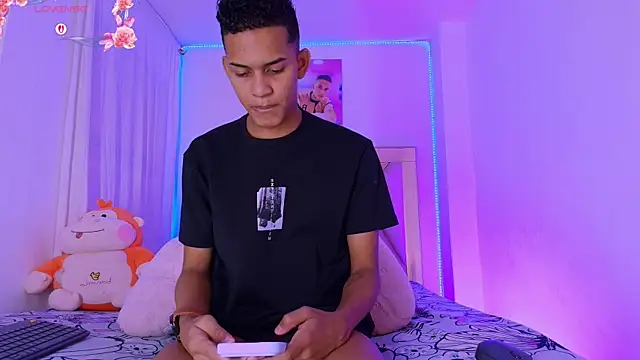 Snapshot of dilan_alfonzo chatting on July 17, 2026, 6:27 pm dilan alfonzo online show from July 17, 2026, 6:27 pm