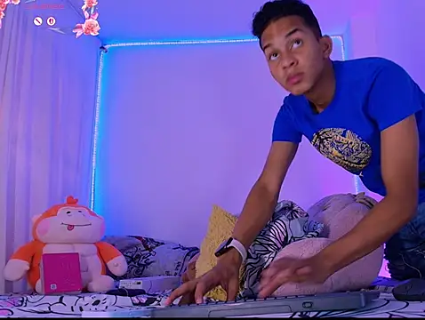 Snapshot of dilan_alfonzo chatting on June 25, 2026, 4:45 pm dilan alfonzo online show from June 25, 2026, 4:45 pm