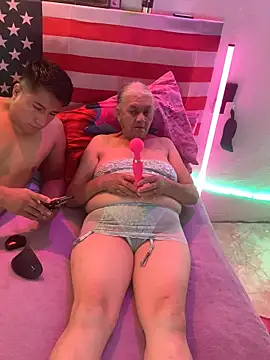 Grandma Mature23 online show from March 8, 2025, 1:50 am