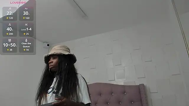 MonicaSchwartz online show from February 12, 2026, 8:30 pm