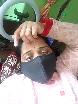 Snapshot of Nkumar173 chatting on December 15, 2025, 4:51 am Nkumar173 online show from December 15, 2025, 4:51 am