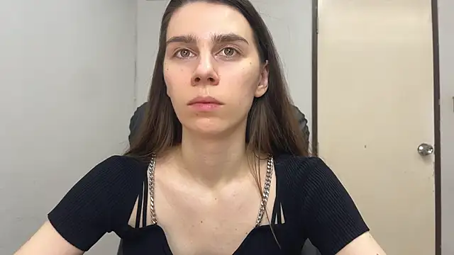 SassyJessi online show from March 5, 2025, 4:24 am