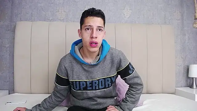 Snapshot of thiago19s chatting on March 11, 2025, 7:36 pm thiago19s online show from March 11, 2025, 7:36 pm