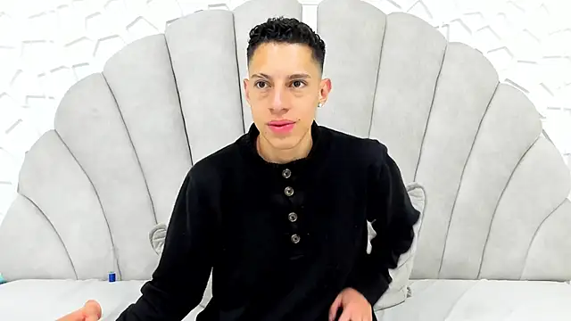 Snapshot of thiago19s chatting on June 26, 2026, 12:33 pm thiago19s online show from June 26, 2026, 12:33 pm