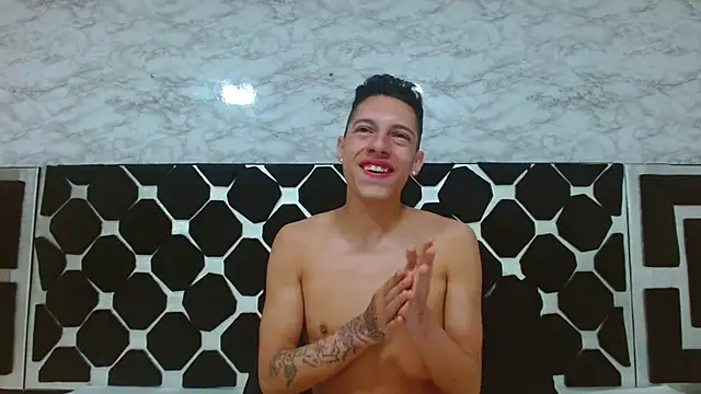 Snapshot of thiago19s chatting on February 14, 2025, 12:41 am thiago19s online show from February 14, 2025, 12:41 am