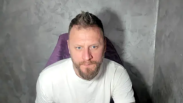 ANGELALEXYNO2024 online show from May 13, 2026, 5:09 pm