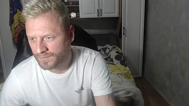 ANGELALEXYNO2024 online show from December 15, 2025, 3:51 pm