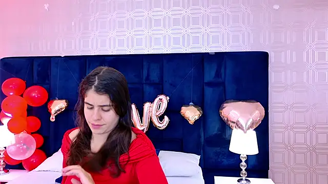 Snapshot of LexaDeRusso chatting on February 15, 2026, 7:46 pm LexaDeRusso online show from February 15, 2026, 7:46 pm