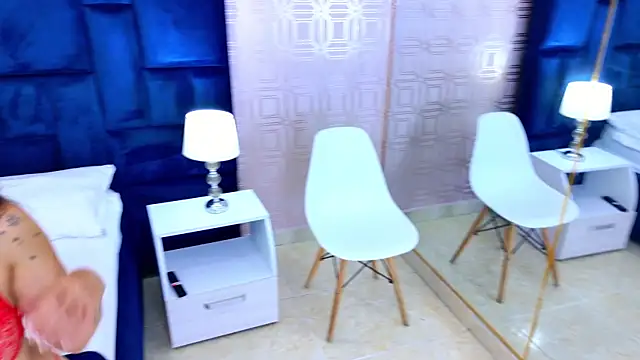 Snapshot of LexaDeRusso chatting on March 20, 2026, 7:48 pm LexaDeRusso online show from March 20, 2026, 7:48 pm